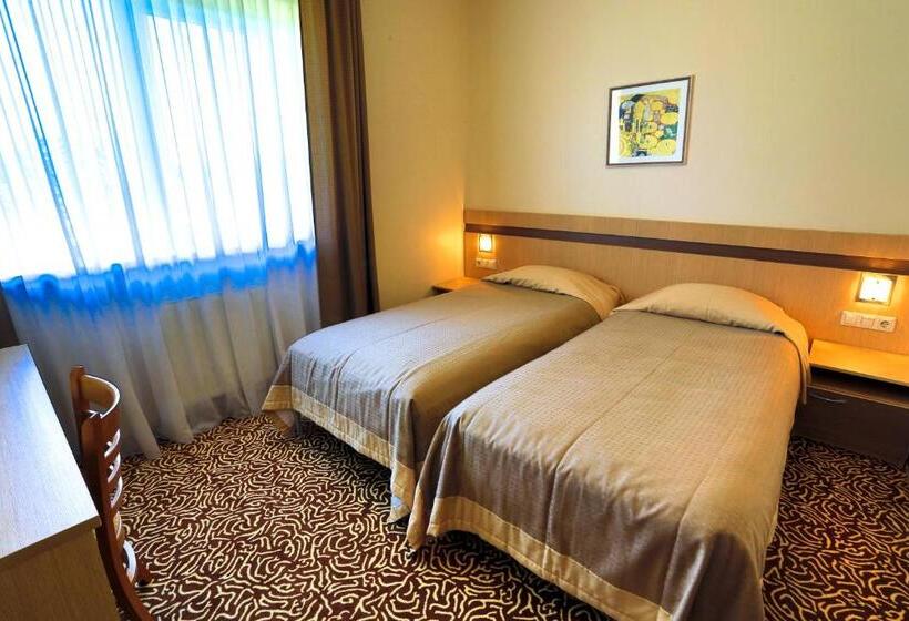 هتل šiauliu Krasto Medžiotojų Užeiga