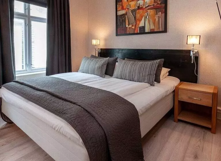 酒店 Kjøbmandsgaarden