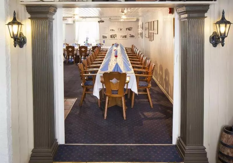 酒店 Kjøbmandsgaarden