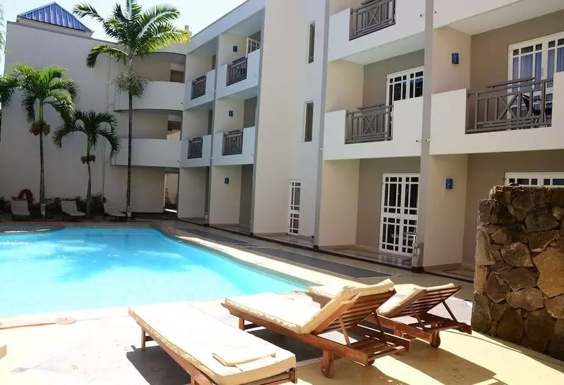 هتل Le Grand Bleu