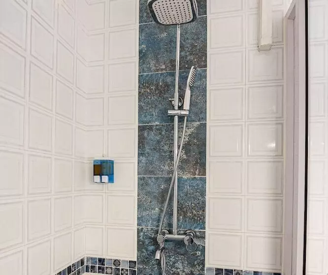 هتل Le Grand Bleu