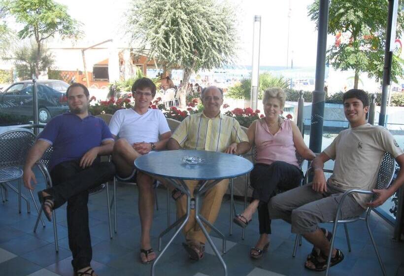 ホテル Levante Bellaria