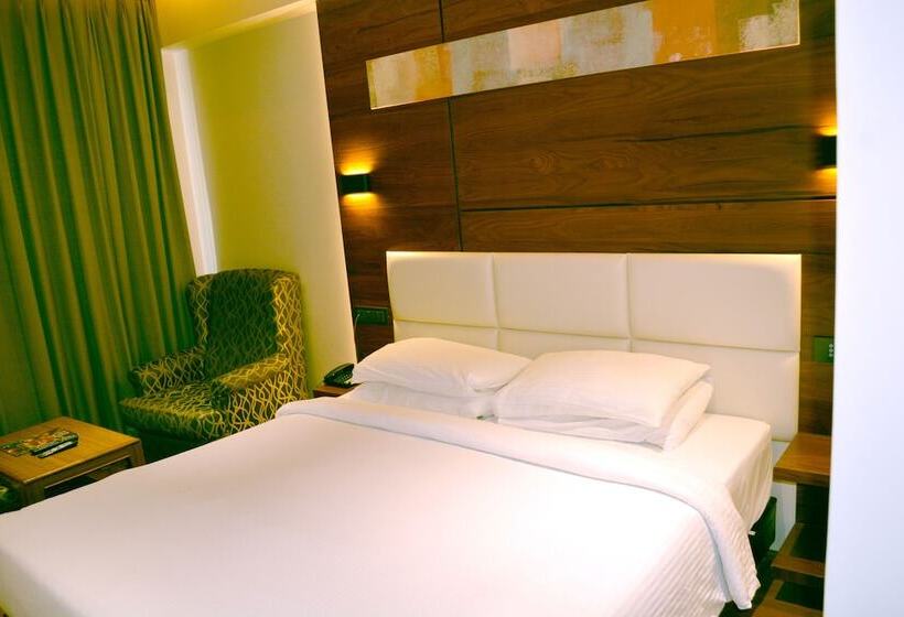 Отель Rk Residency