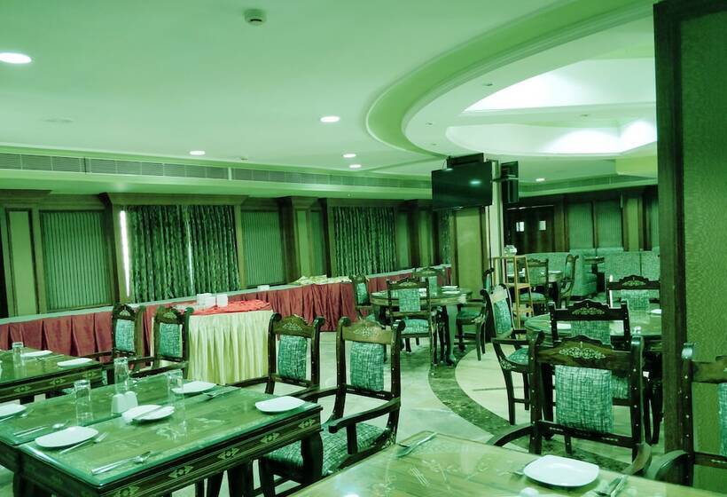 Отель Rk Residency