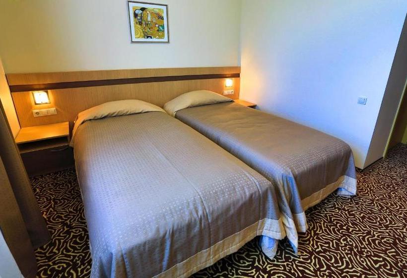 هتل šiauliu Krasto Medžiotojų Užeiga