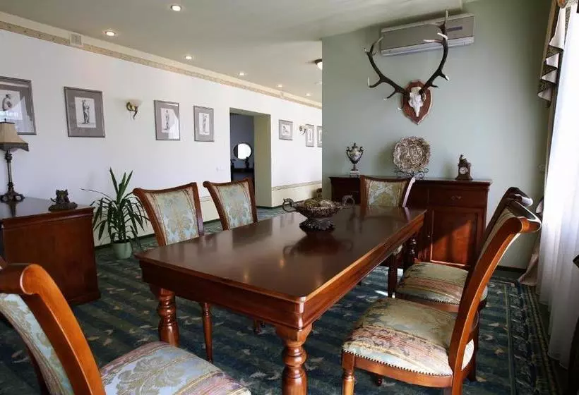 هتل šiauliu Krasto Medžiotojų Užeiga