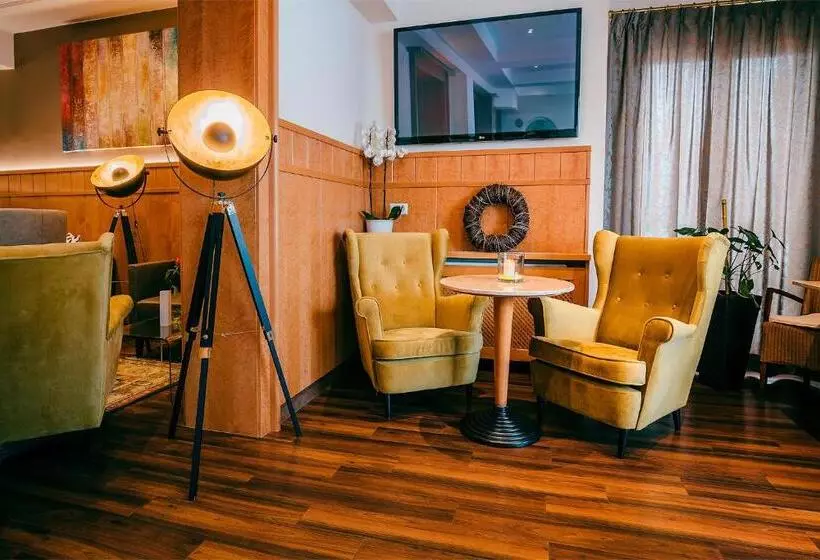 ホテル Simon   Das Vital