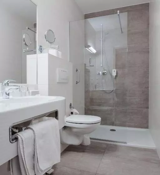 ホテル Simon   Das Vital