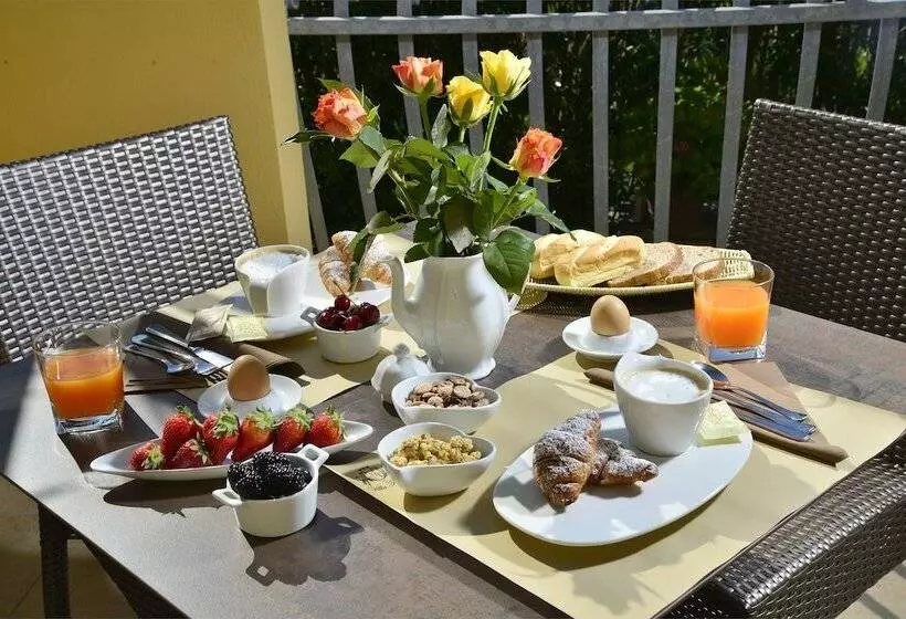 ホテル Villa Tiziana