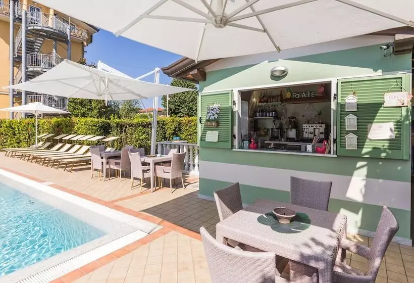 ホテル Villa Tiziana