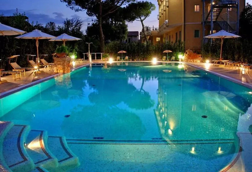 ホテル Villa Tiziana