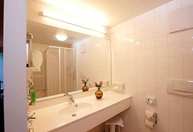 בית מלון כפרי Weisses Kreuz