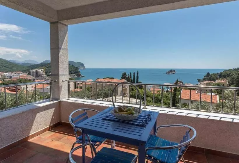 Medin Apartments Bluvista