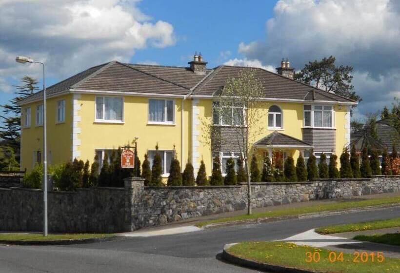 The Yellow House B&b