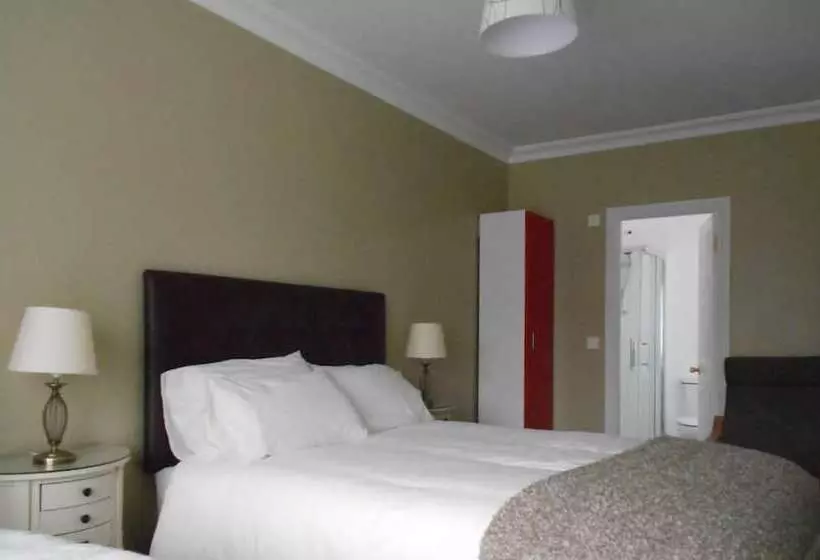 The Yellow House B&b