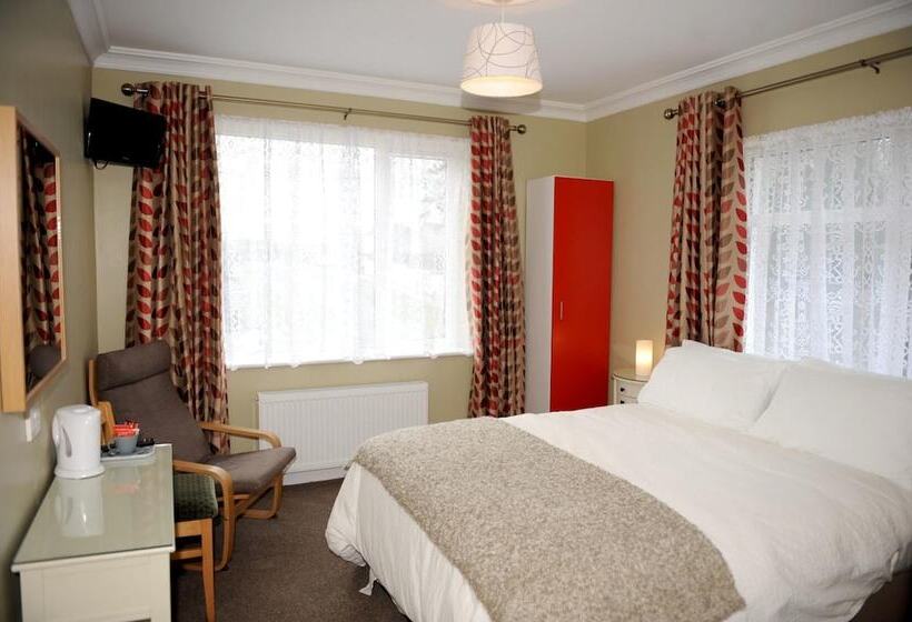 The Yellow House B&b