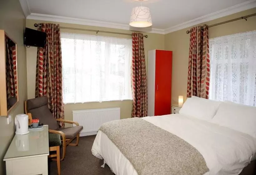 The Yellow House B&b