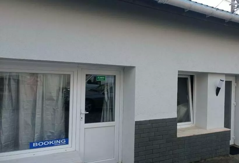 Apartment Parking Loft Akaciju