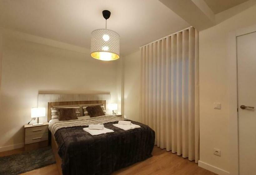 Auditorio Vicele   2 Hab Y Sofá Cama   Wifi   Vut 3692 As