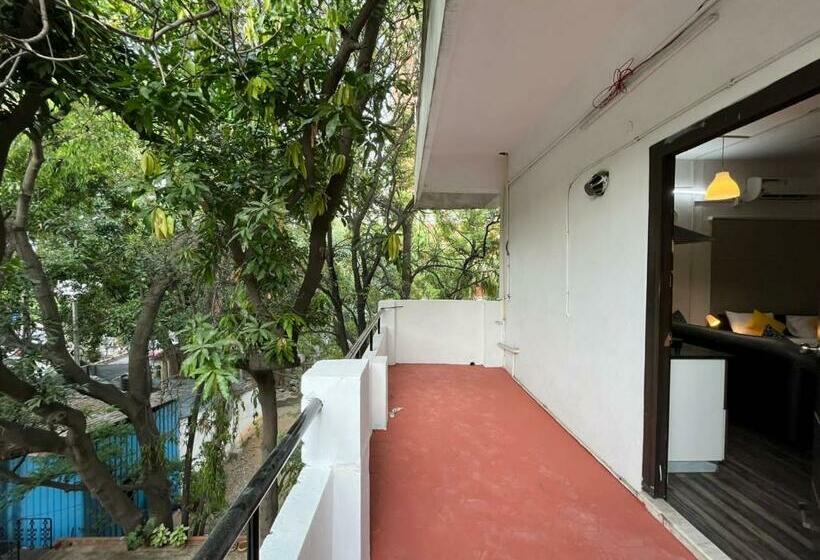 Bedchambers Serviced Apartment, Jubilee Hills