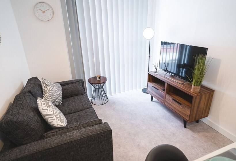 Birtin Works Apartments Brand New City Centre