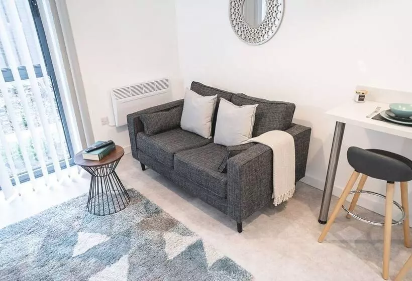 Birtin Works Apartments   Brand New   City Centre