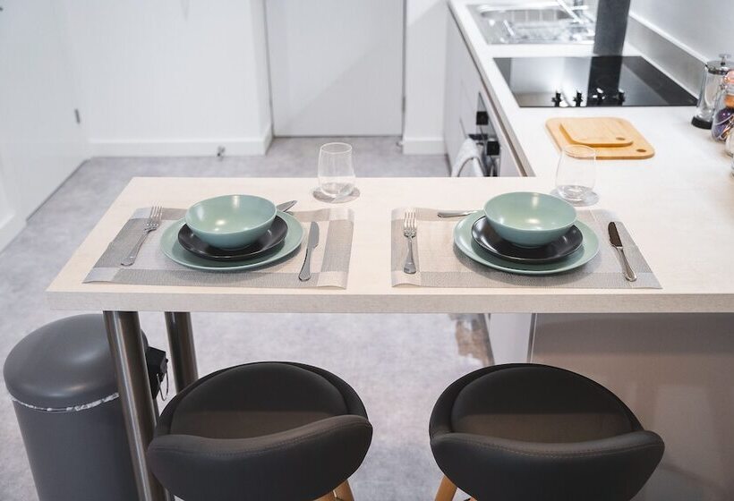 Birtin Works Apartments Brand New City Centre