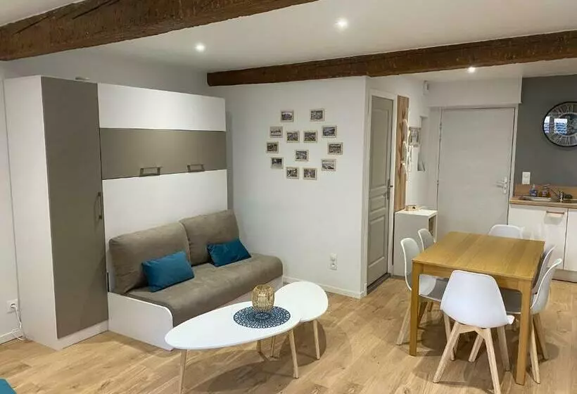 Le Cocon Blanc: T2 Centre Ax Neuf Et équipé 8 Pers