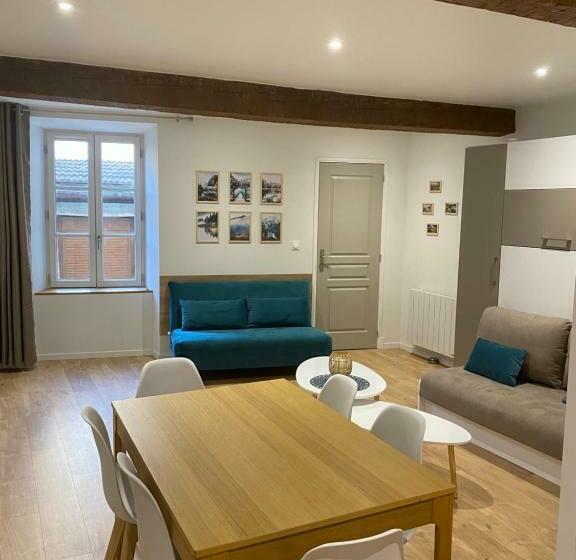 Le Cocon Blanc: T2 Centre Ax Neuf Et équipé 8 Pers