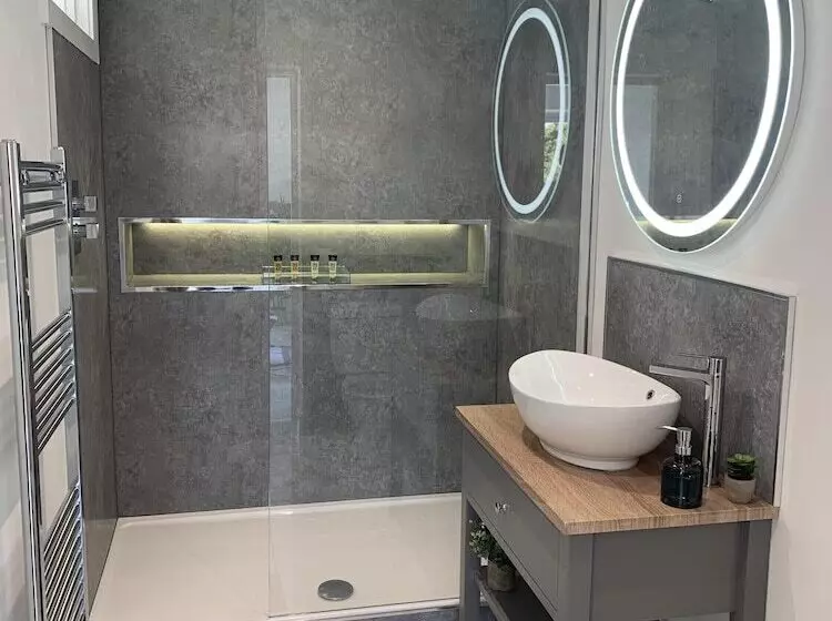 Luxury Cottage, Views Of The Lakes With Hot Tub