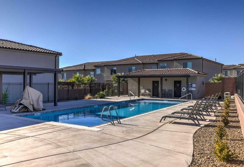 Townhome Desert Dlux