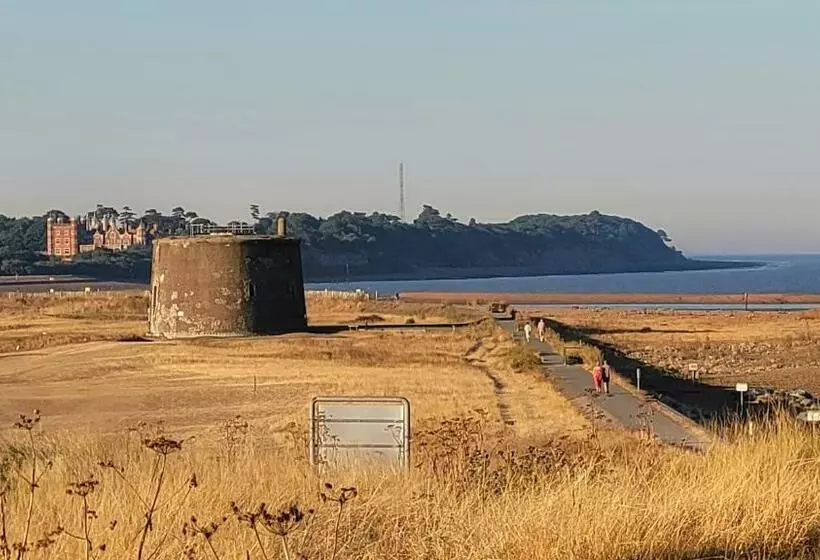 Luxurious Beach House With Spectacular Sea Views