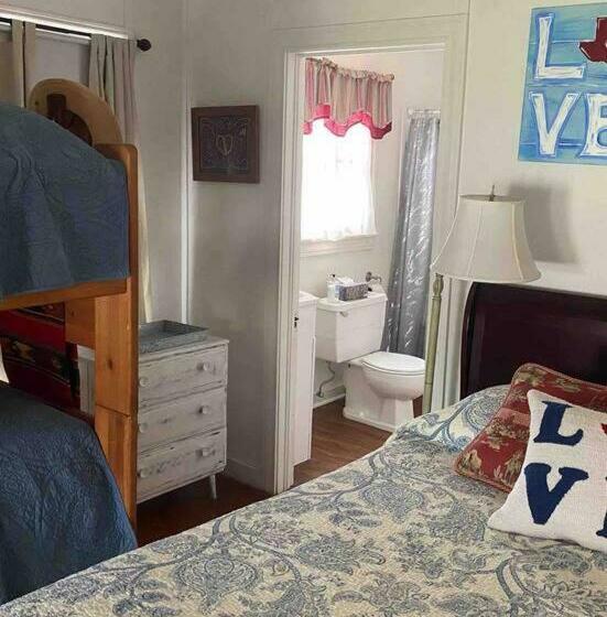 11th St. Casa Blanca Bandera, Tx