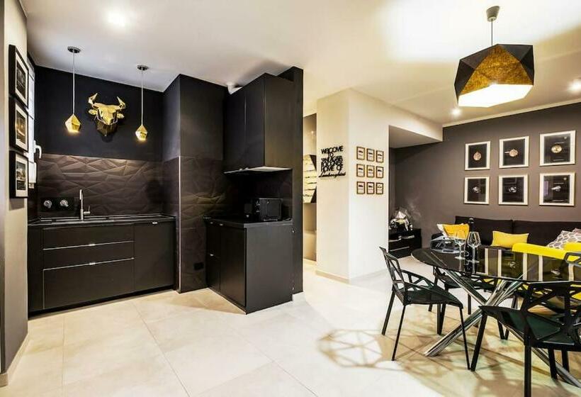 Harinero, Characteristic Apartment In The Center