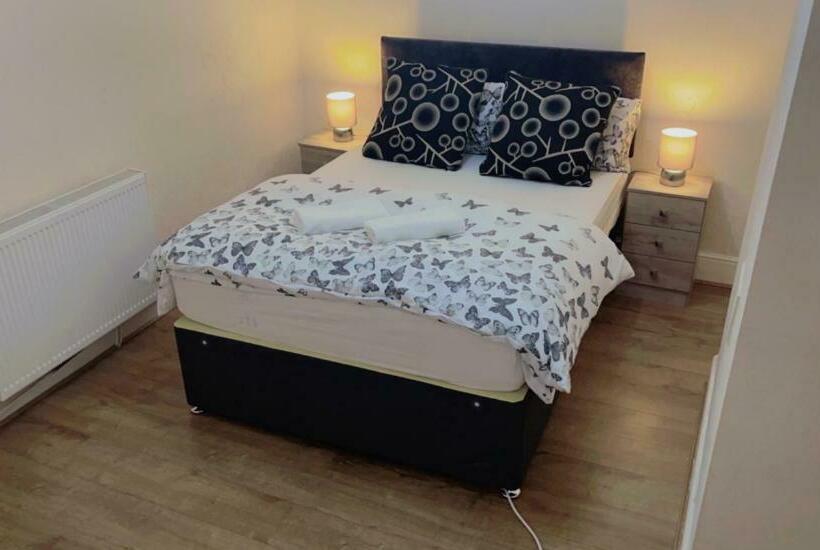 Manchester Old Trafford Apartment