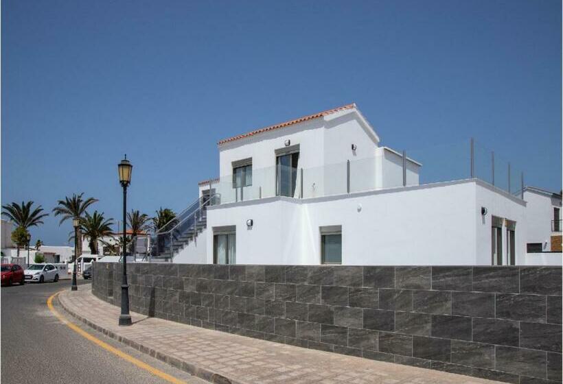 Apartment Family 6 Beachfront Corralejo By Holidays Home