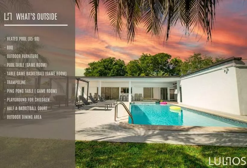 Stylish Retreat Heated Pool Basketball Game Room L41