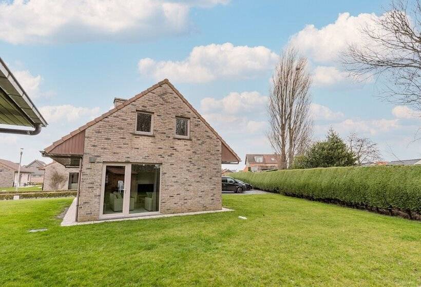 Bungalow De Strandjutter 8 Persons