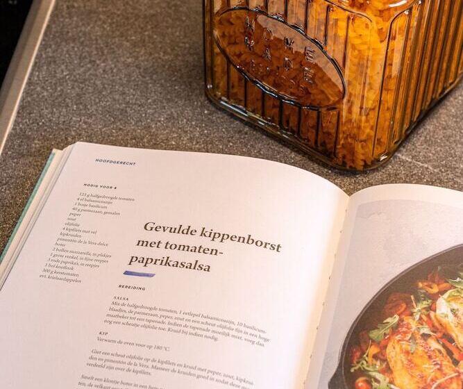 Bungalow De Strandjutter 8 Persons