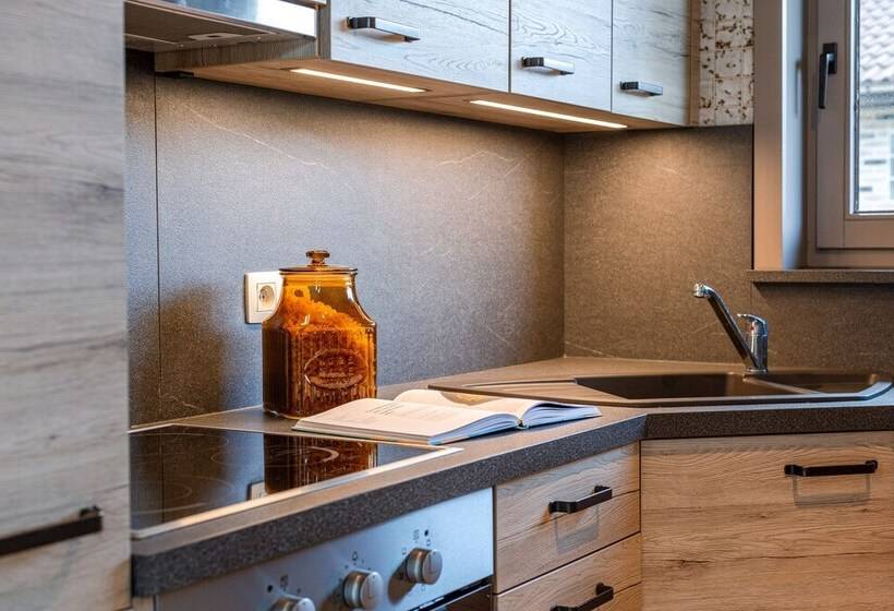 Bungalow De Strandjutter 8 Persons