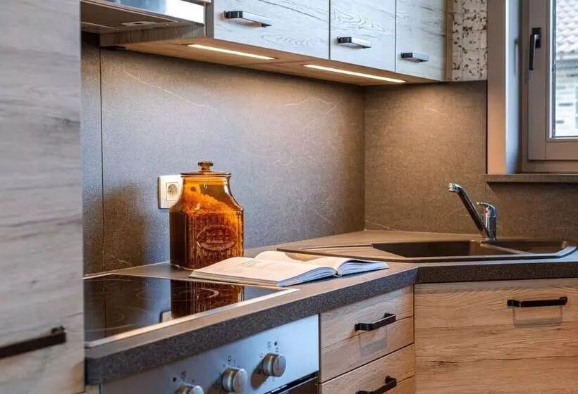 Bungalow De Strandjutter 8 Persons