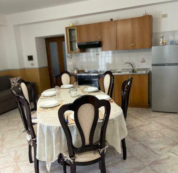 Etna Sunshine Apartments