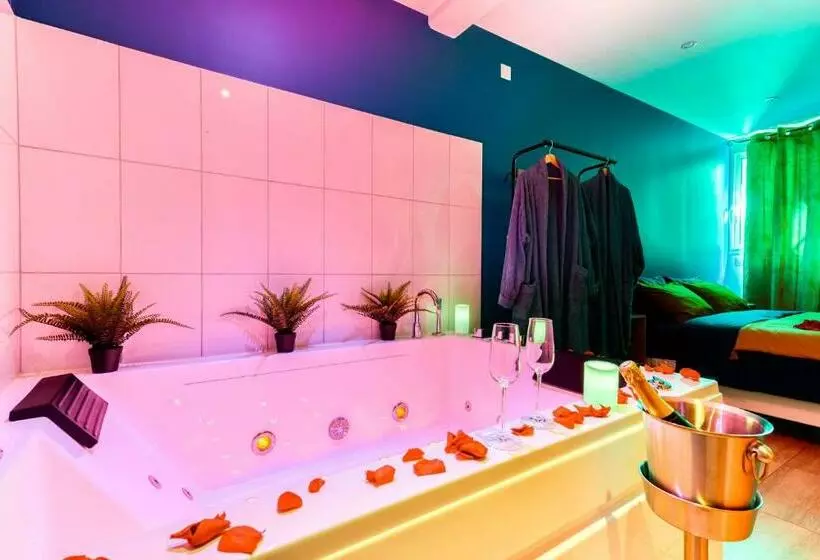 Narbnb   Eden Suite   Jacuzzi   Parking   Clim
