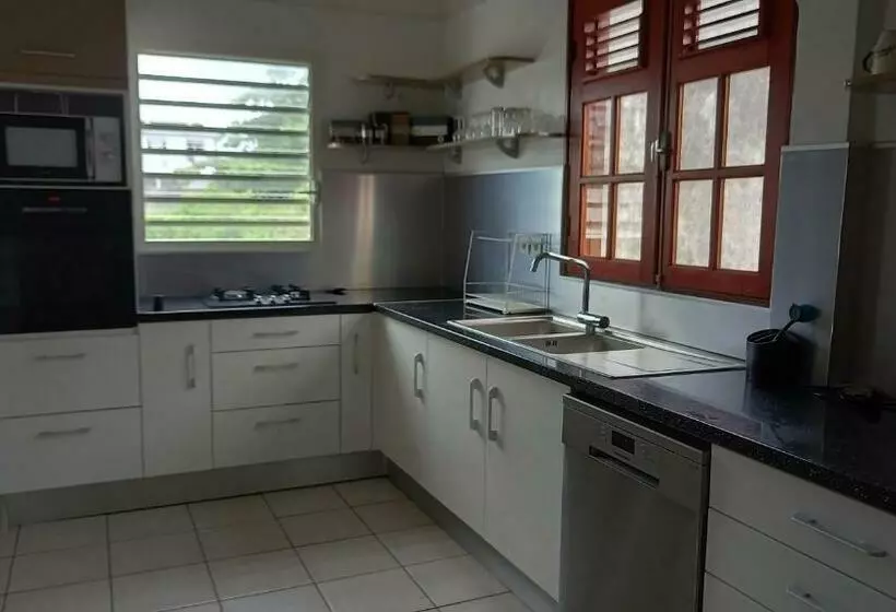 Le Moule Location Saisonnière Bel Appartement