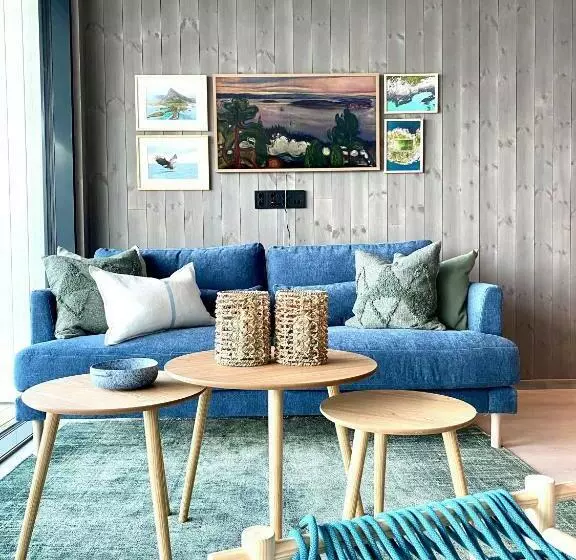 Waterfront Apartment With Panoramic Sea View