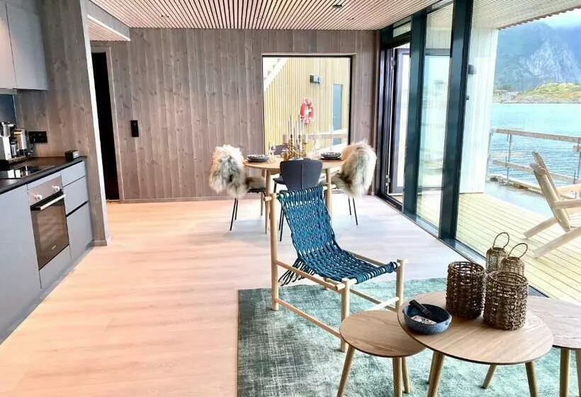 Waterfront Apartment With Panoramic Sea View