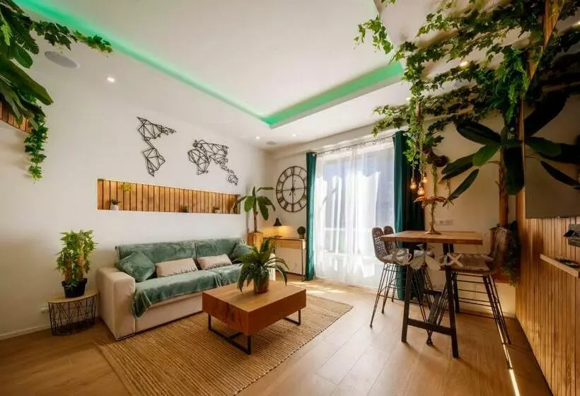 06k3   La Pagoda Unique Et Atypique à 30 M De La Mer