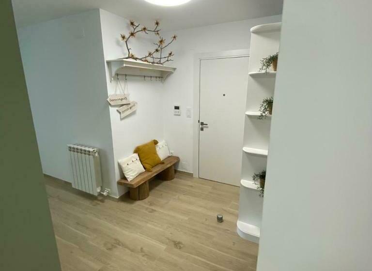 Apartamento Completamente Reformado En El Casco Antiguo Con Vistas Al Rio