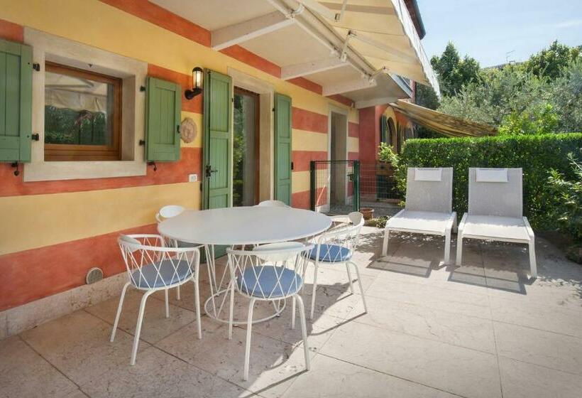 Turchese Apartment With Pool