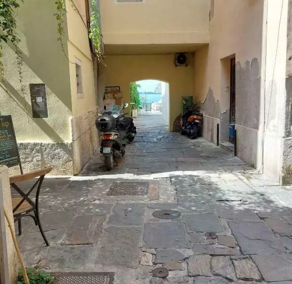 Apartma Romeo